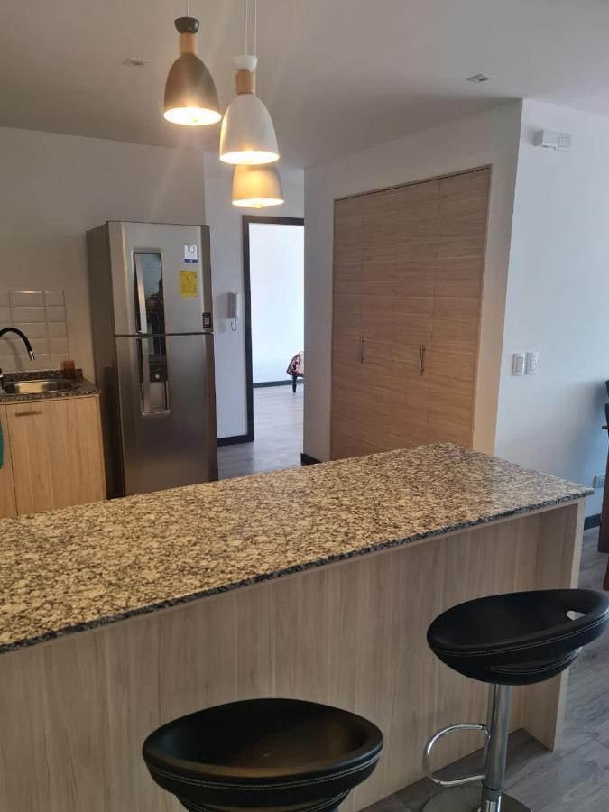 Hermoso Departamento, Centrico Y Tranquilo Quito Zewnętrze zdjęcie